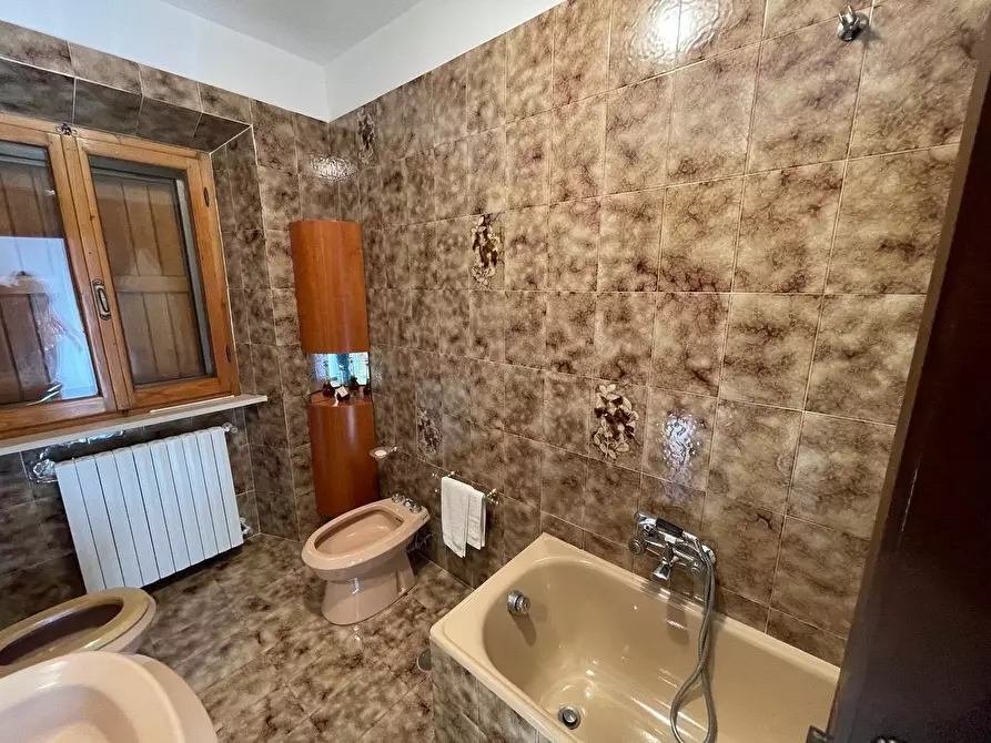 Immagine 68 di Casa colonica in vendita  a Arcidosso