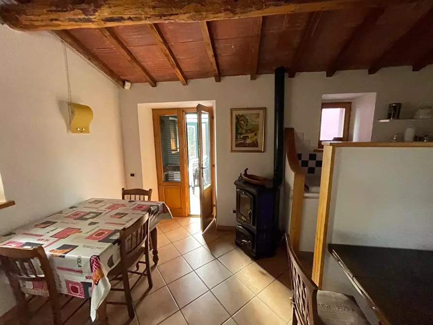 Immagine 19 di Casa colonica in vendita  a Arcidosso