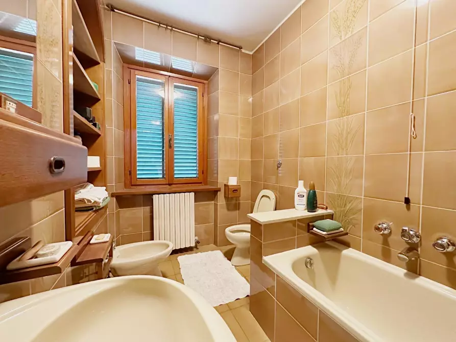 Immagine 17 di Casa indipendente in vendita  a Pescia