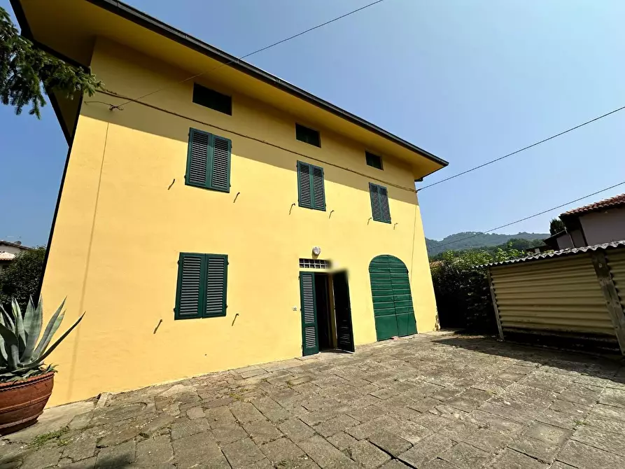Immagine 26 di Casa indipendente in vendita  a Pescia