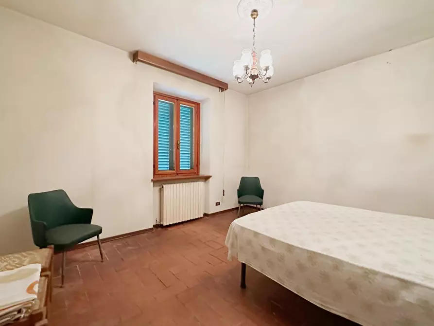 Immagine 12 di Casa indipendente in vendita  a Pescia
