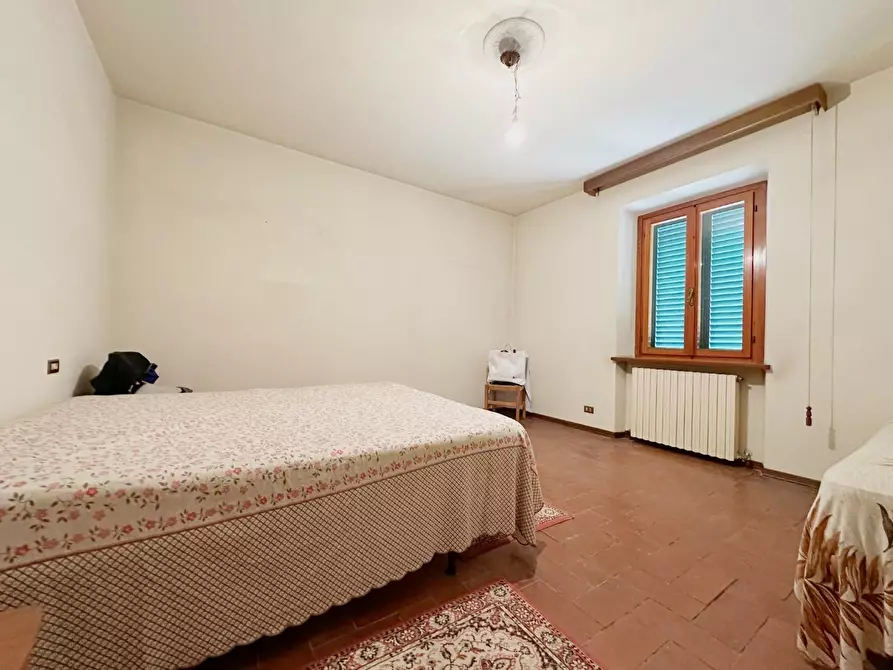 Immagine 10 di Casa indipendente in vendita  a Pescia