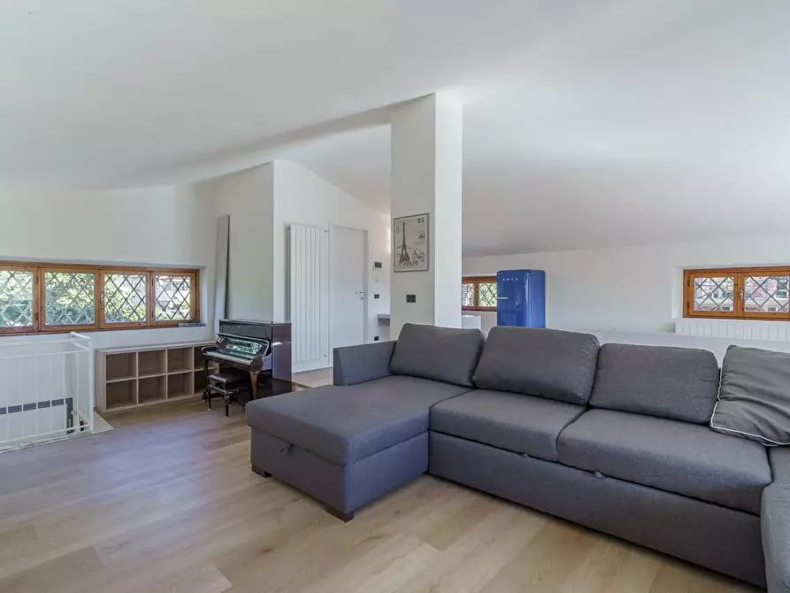 Immagine 43 di Casa indipendente in vendita  a Camaiore