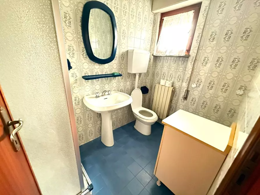 Immagine 13 di Villetta a schiera in vendita  a Massa