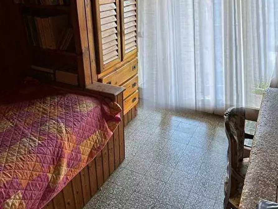 Immagine 9 di Appartamento in vendita  a Massa