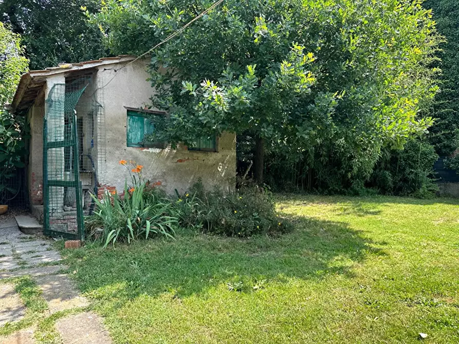 Immagine 31 di Villa in vendita  a Porcari