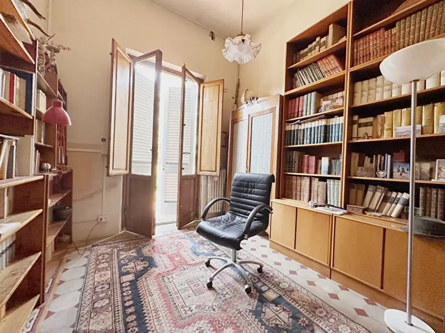 Immagine 6 di Villa in vendita  a Porcari