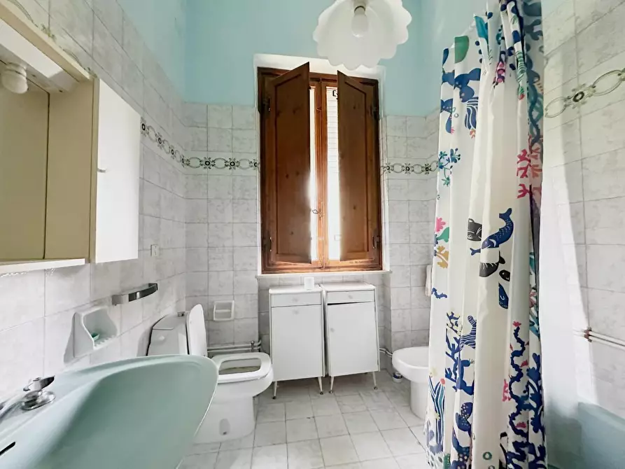 Immagine 14 di Villa in vendita  a Porcari