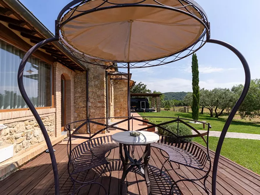 Immagine 25 di Villa in vendita  a Riparbella