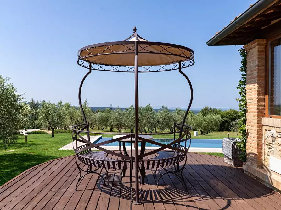 Immagine 24 di Villa in vendita  a Riparbella