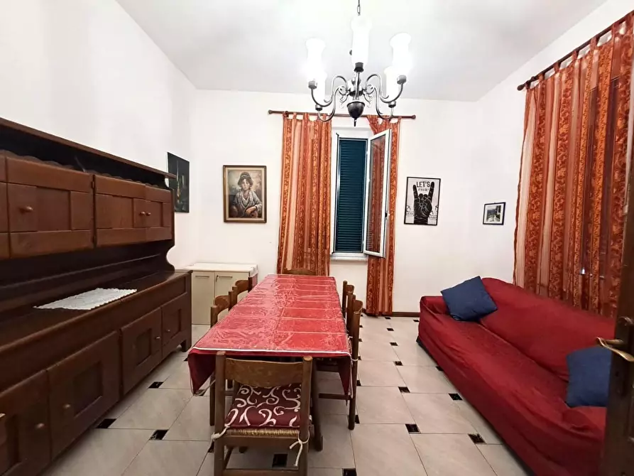 Immagine 2 di Appartamento in affitto  a Massa