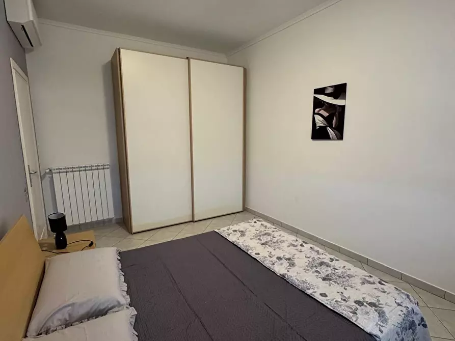 Immagine 8 di Appartamento in affitto  a Massa