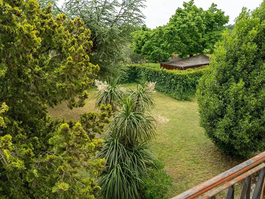 Immagine 4 di Casa bifamiliare in vendita  a San Giuliano Terme