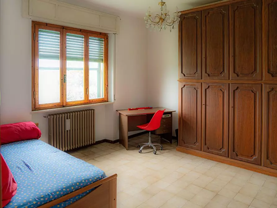 Immagine 13 di Casa bifamiliare in vendita  a San Giuliano Terme