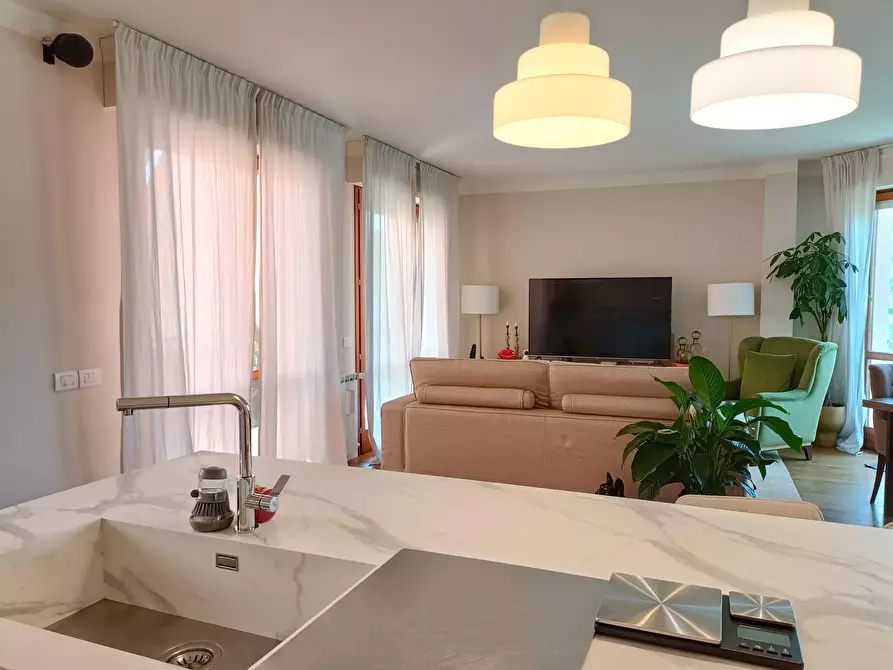 Immagine 16 di Mansarda in vendita  a Capraia E Limite