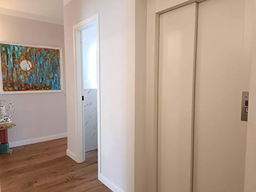 Immagine 24 di Mansarda in vendita  a Capraia E Limite