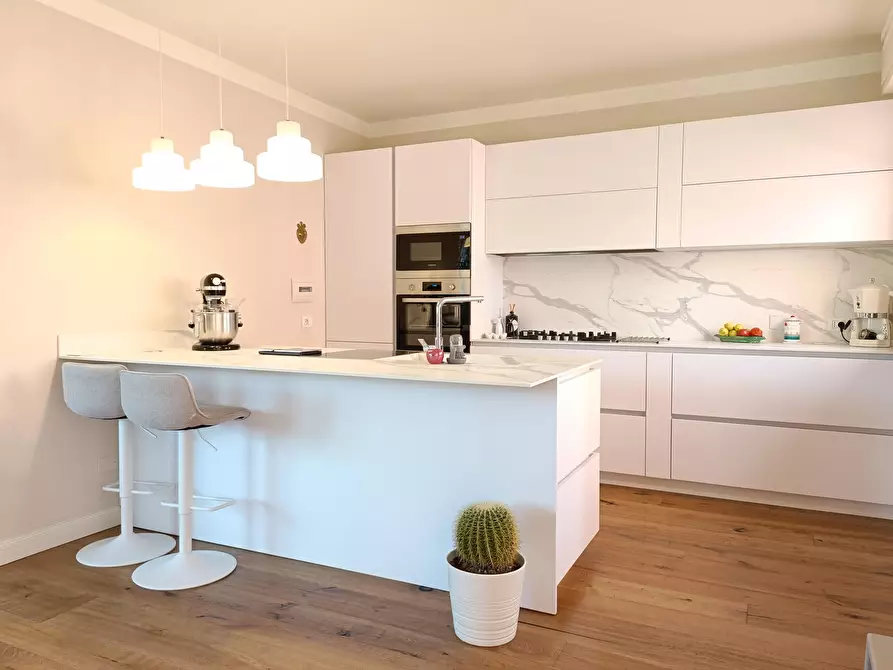 Immagine 15 di Mansarda in vendita  a Capraia E Limite