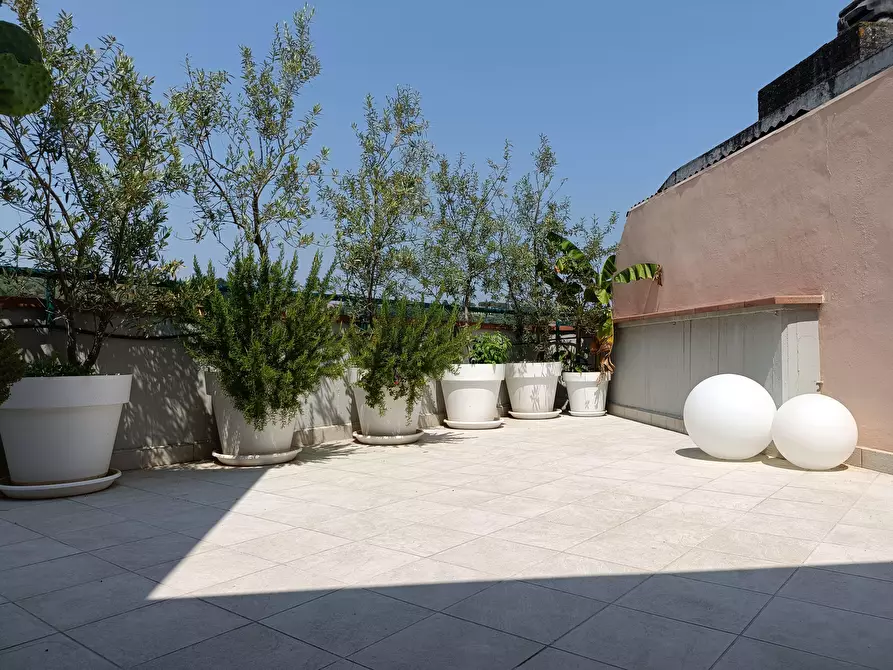 Immagine 4 di Mansarda in vendita  a Capraia E Limite