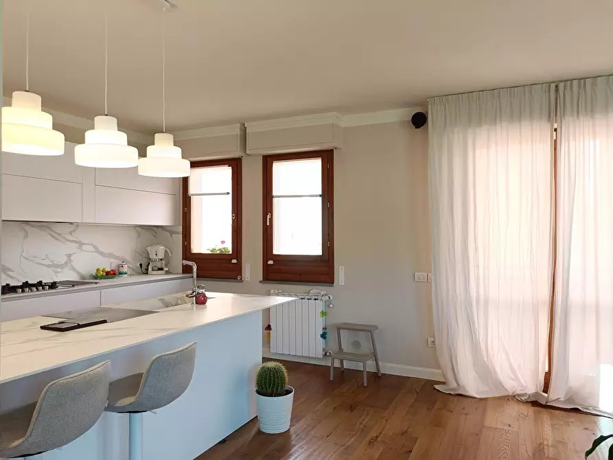 Immagine 37 di Mansarda in vendita  a Capraia E Limite