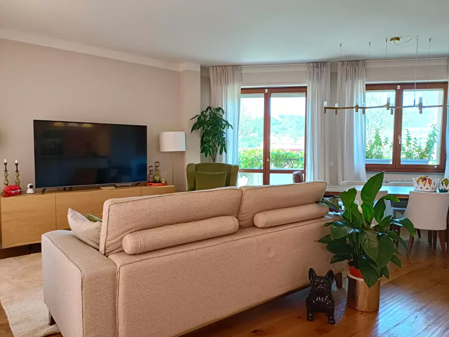 Immagine 17 di Mansarda in vendita  a Capraia E Limite