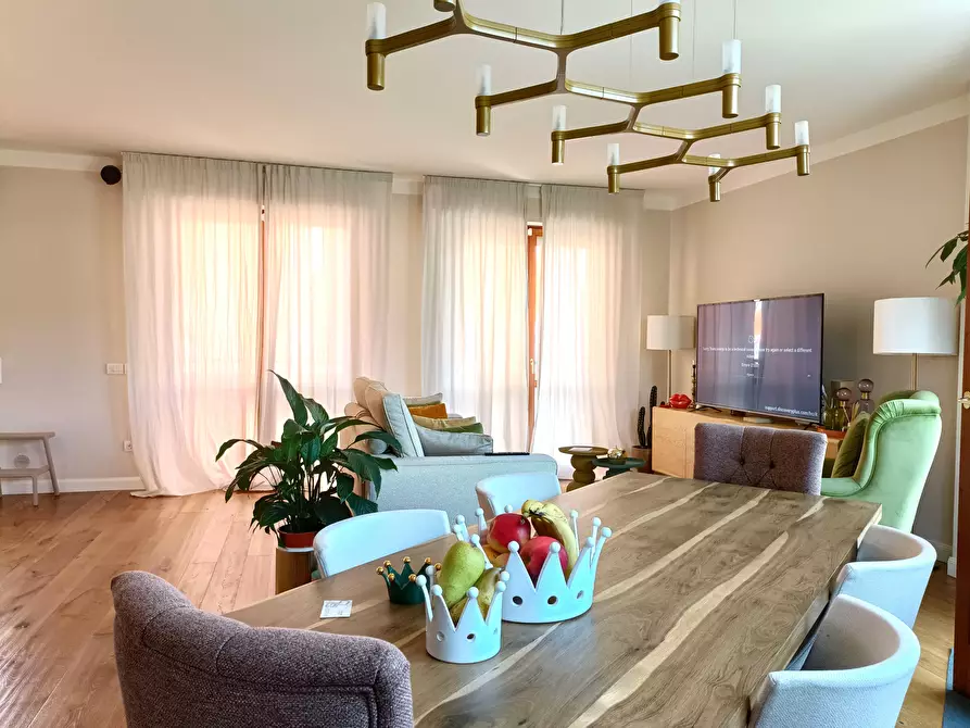 Immagine 9 di Mansarda in vendita  a Capraia E Limite