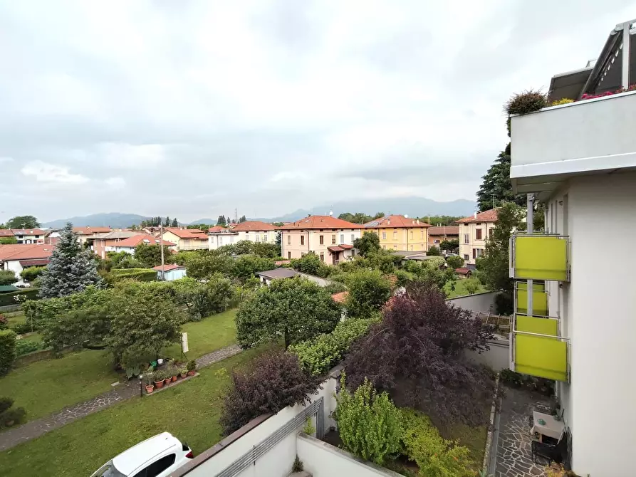 Immagine 34 di Appartamento in affitto  a Ponte San Pietro