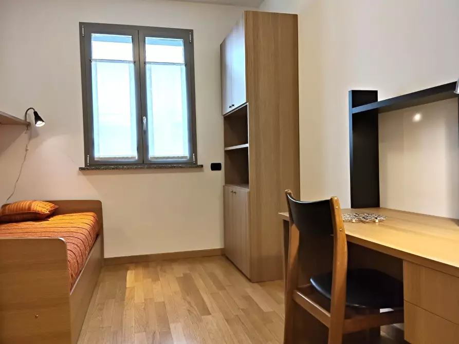 Immagine 19 di Appartamento in affitto  a Ponte San Pietro