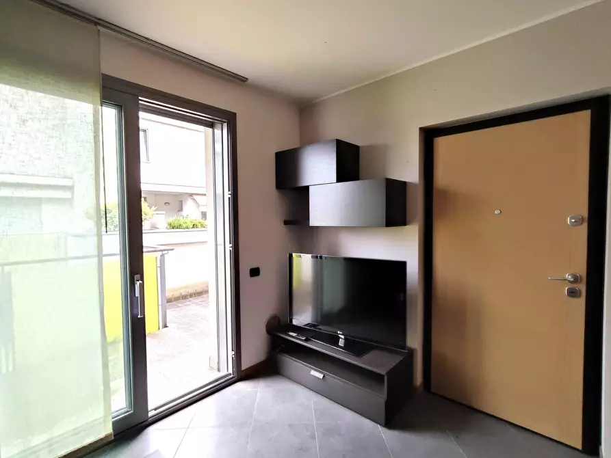 Immagine 7 di Appartamento in affitto  a Ponte San Pietro