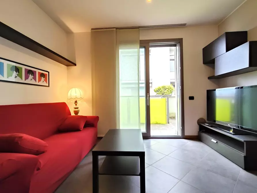 Immagine 8 di Appartamento in affitto  a Ponte San Pietro