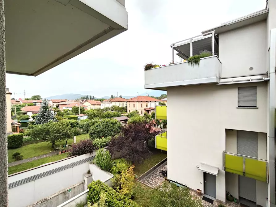 Immagine 31 di Appartamento in affitto  a Ponte San Pietro