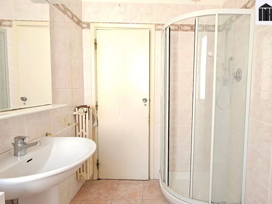 Immagine 21 di Appartamento in vendita  a Fucecchio