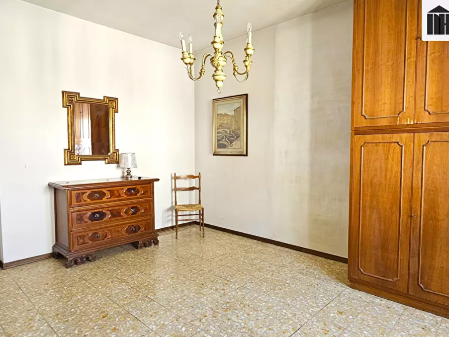 Immagine 18 di Appartamento in vendita  a Fucecchio