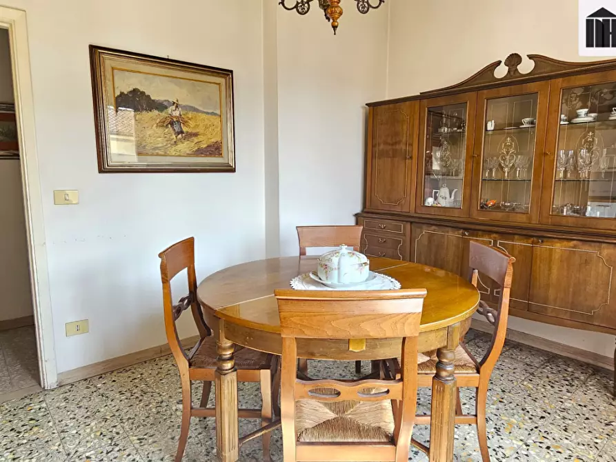 Immagine 10 di Appartamento in vendita  a Fucecchio