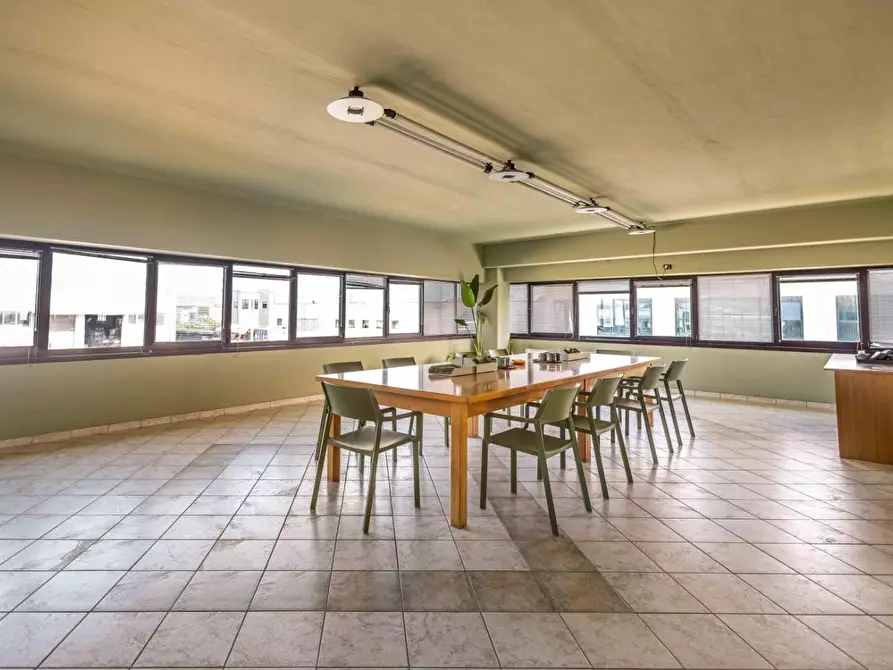 Immagine 23 di Capannone industriale in affitto  a Fucecchio