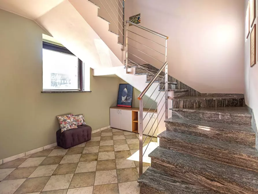 Immagine 16 di Capannone industriale in affitto  a Fucecchio