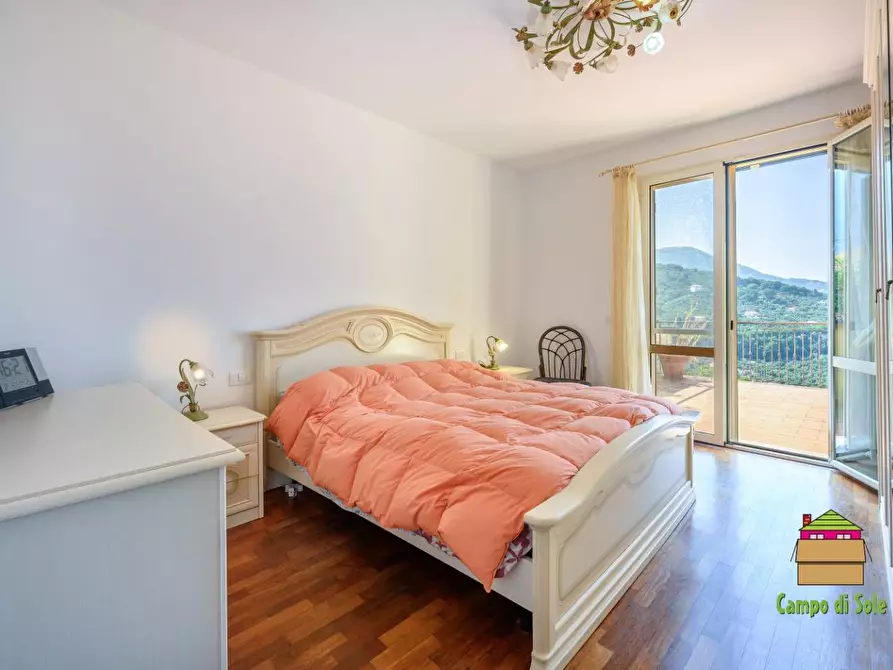 Immagine 15 di Casa semindipendente in vendita  a La Spezia