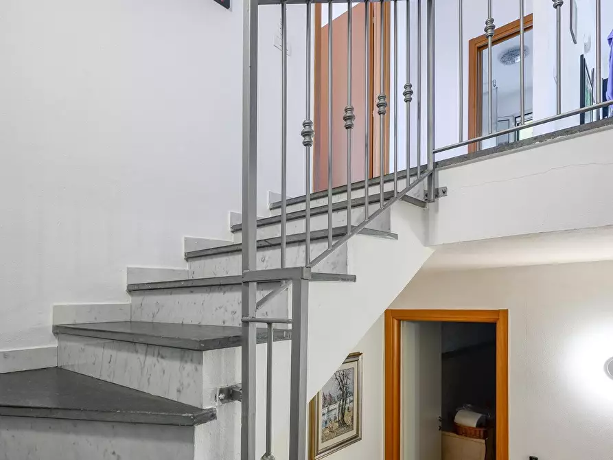 Immagine 25 di Casa semindipendente in vendita  a La Spezia