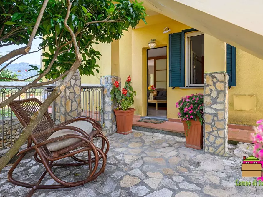 Immagine 4 di Casa semindipendente in vendita  a La Spezia