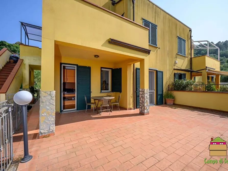 Immagine 19 di Casa semindipendente in vendita  a La Spezia