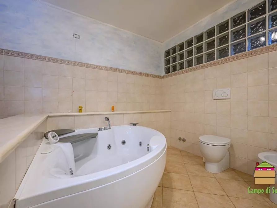 Immagine 32 di Casa semindipendente in vendita  a La Spezia