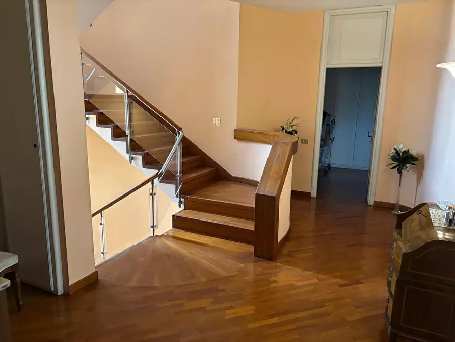 Immagine 19 di Villa in vendita  a Empoli