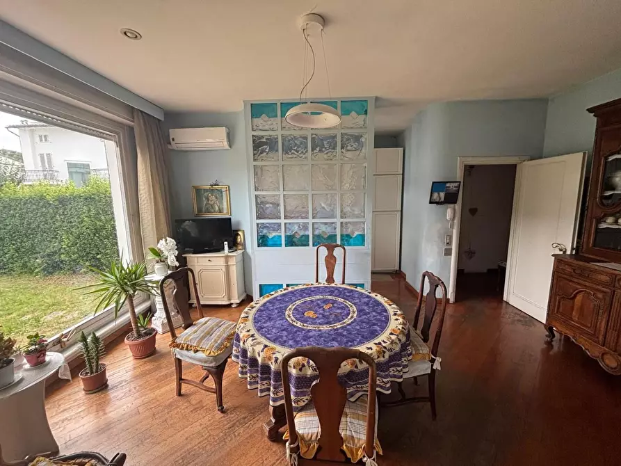 Immagine 7 di Villa in vendita  a Empoli