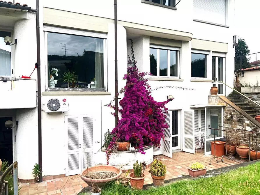 Immagine 24 di Villa in vendita  a Empoli