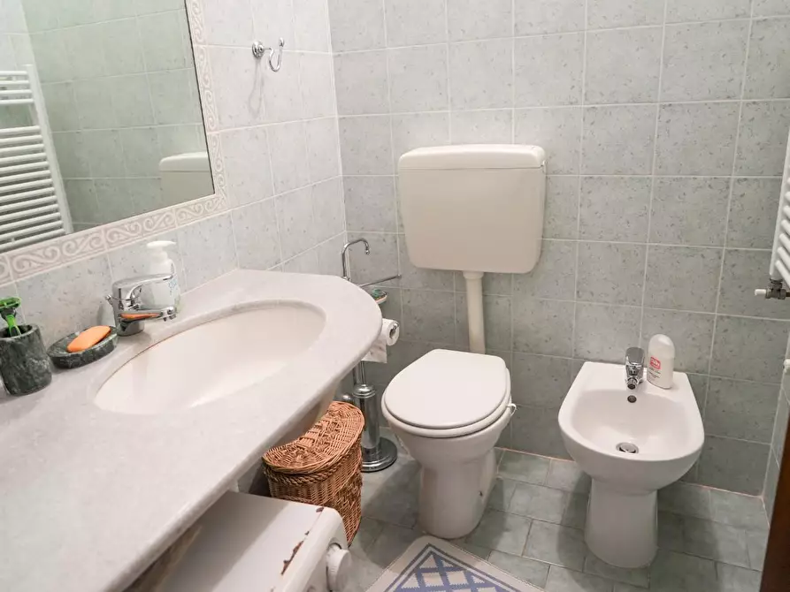 Immagine 13 di Villetta a schiera in vendita  a Massa