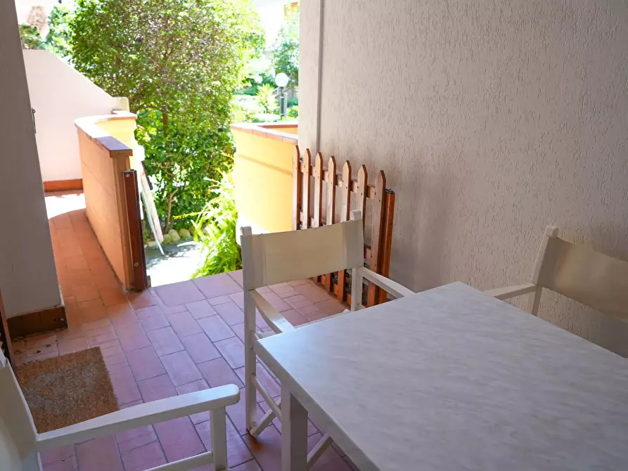 Immagine 2 di Villetta a schiera in vendita  a Massa