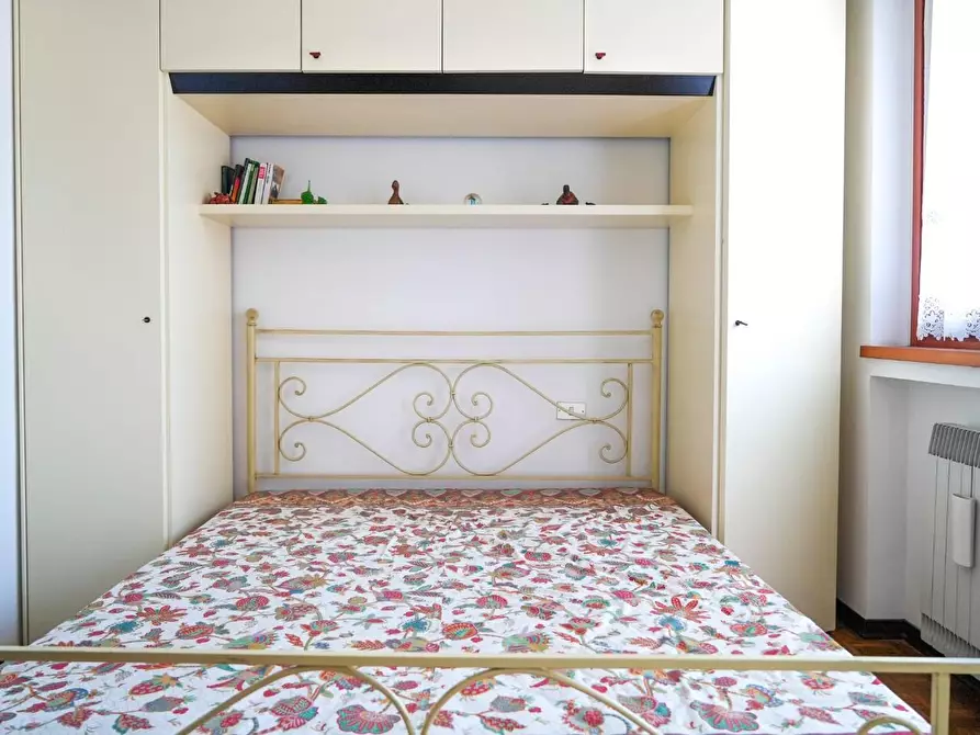 Immagine 24 di Villetta a schiera in vendita  a Massa