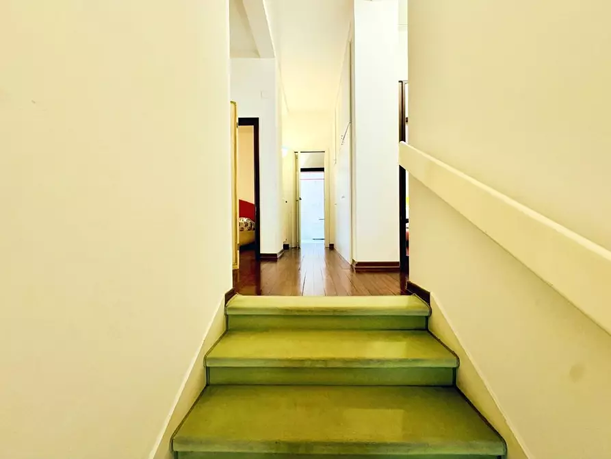 Immagine 39 di Casa indipendente in vendita  a Camaiore