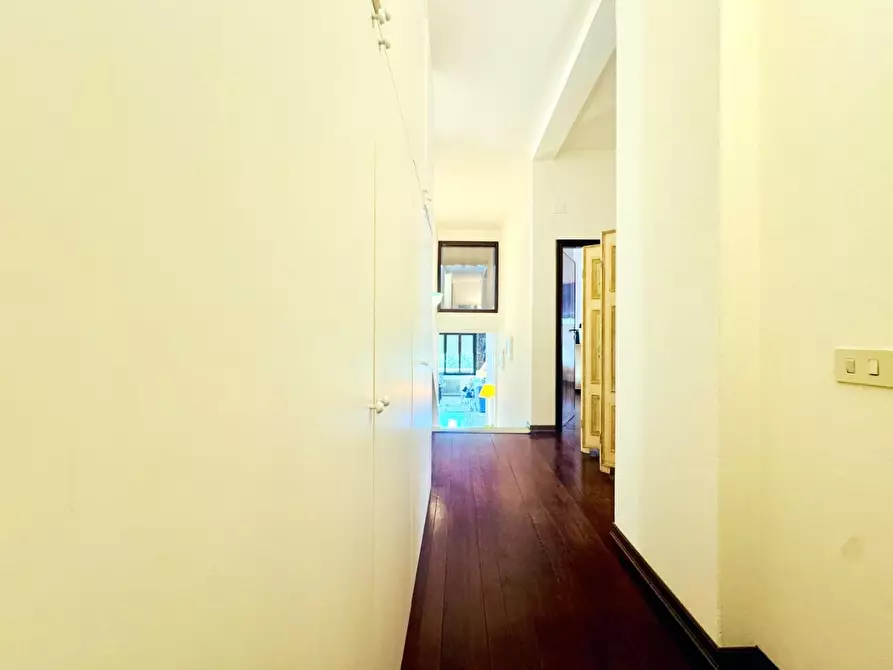 Immagine 49 di Casa indipendente in vendita  a Camaiore