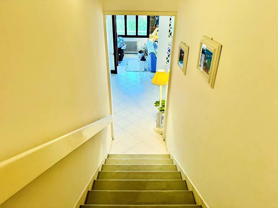 Immagine 71 di Casa indipendente in vendita  a Camaiore