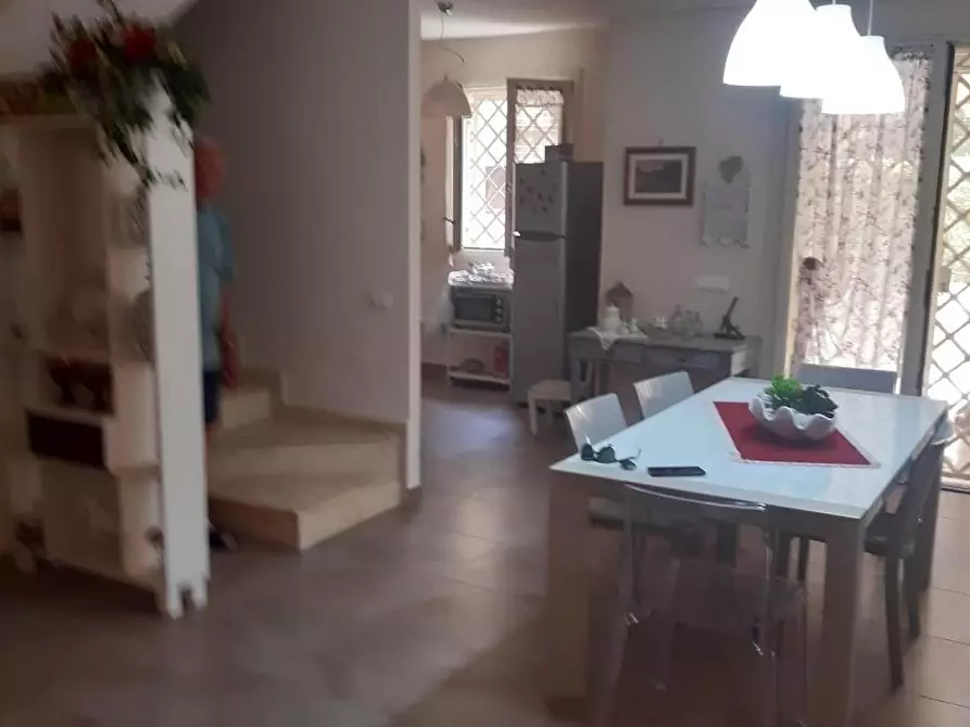 Immagine 4 di Villetta a schiera in vendita  a Montignoso